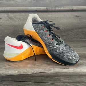 Nike Women’s Metcon 5 Training Shoe - Gray with Orange Accents